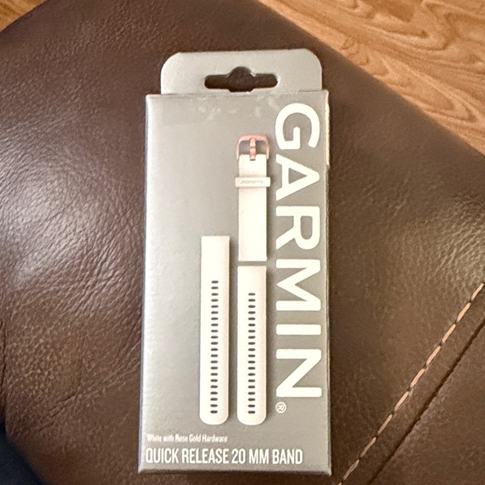 Garmin White Band with Rose Gold Hardware
